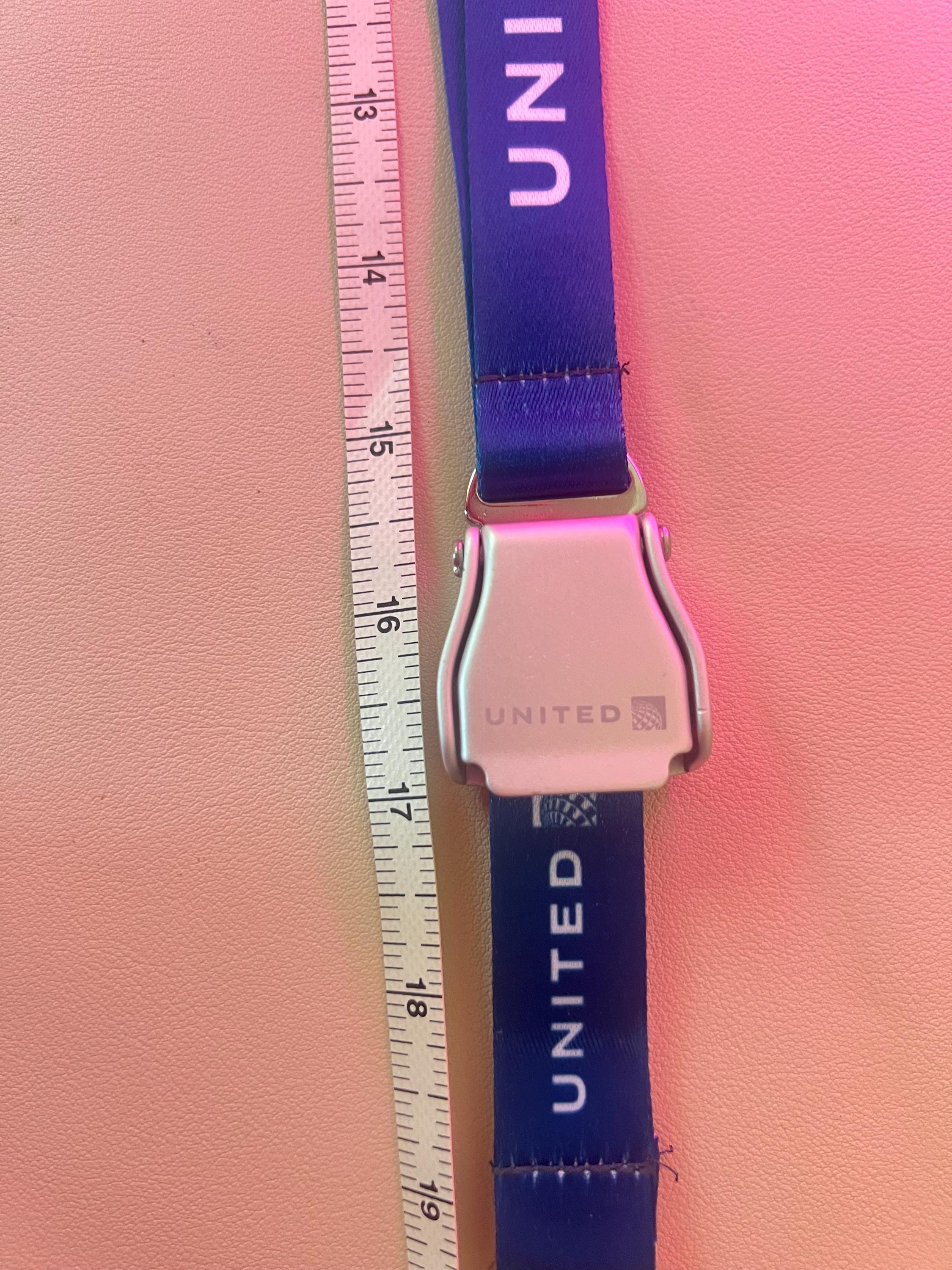 United Airlines Seatbelt Buckle Lanyard – Aviation-Inspired Buckle & ID Holder