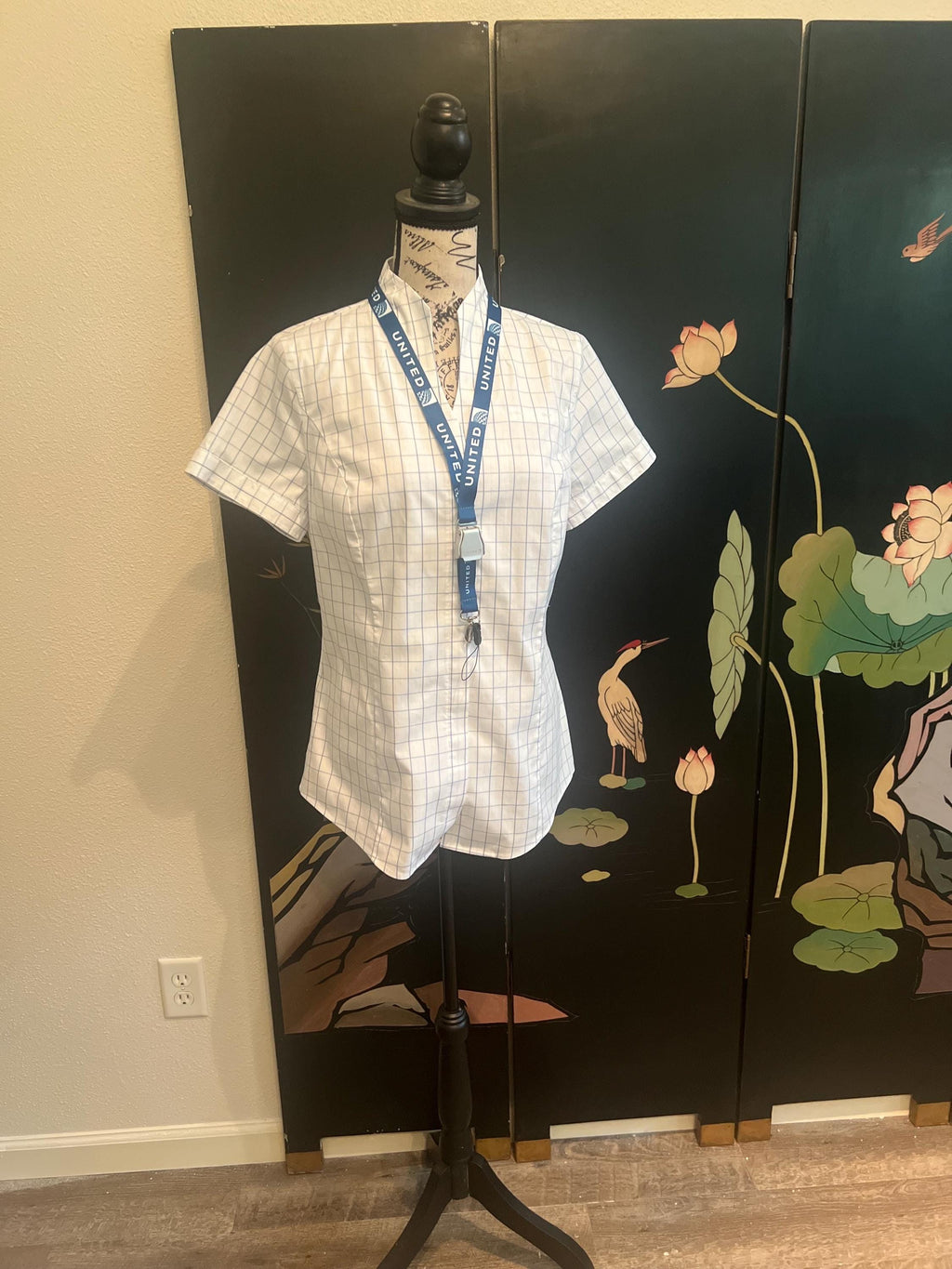 United Airlines Seatbelt Buckle Lanyard – Aviation-Inspired Buckle & ID Holder