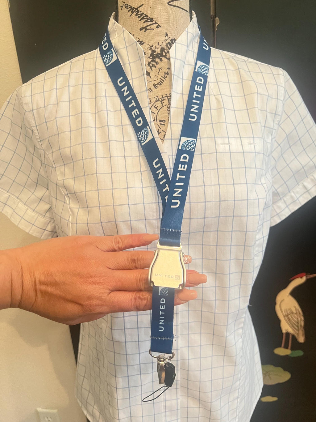 United Airlines Seatbelt Buckle Lanyard – Aviation-Inspired Buckle & ID Holder